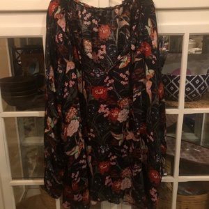 Jessica Simpson Plus Size Tunic EUC size 3X